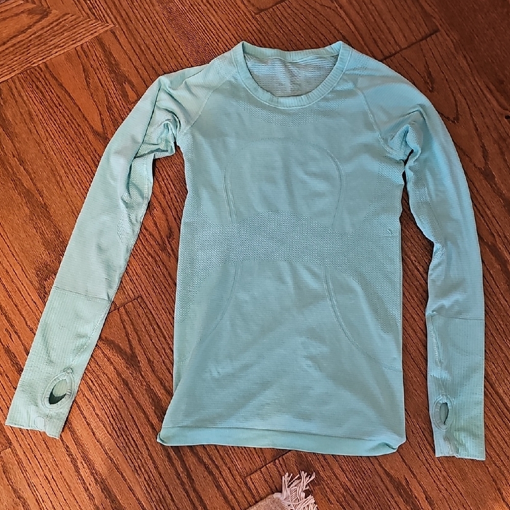 Lululemon Long Sleeve Scuba Top 4